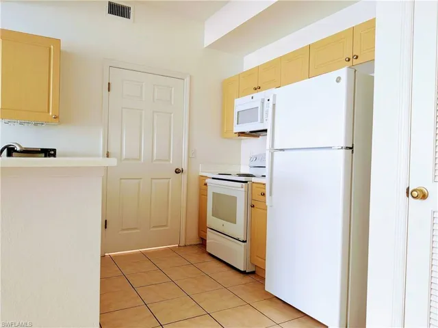 9025 Colby Dr 2110, Fort Myers, Florida 33919