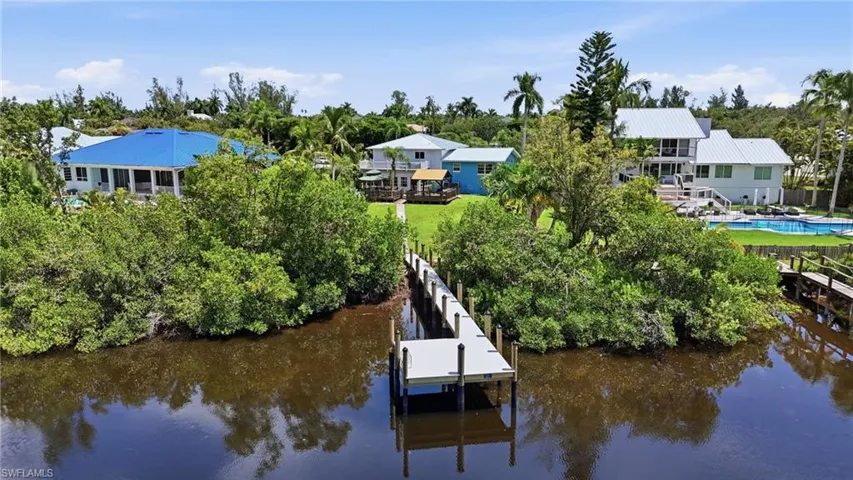 This is the boating lifestyle you deserve.
