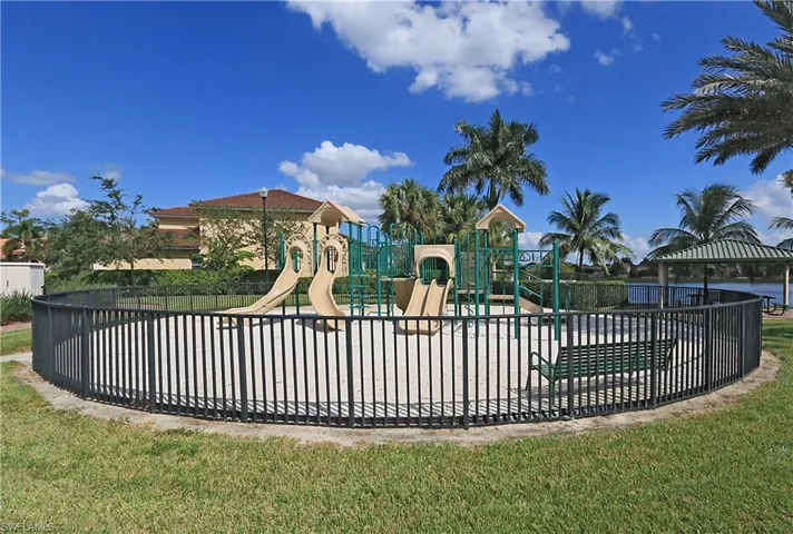 17007 Tremont St, Fort Myers, Florida 33908