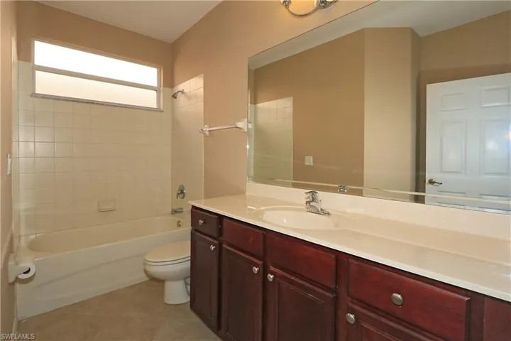 17007 Tremont St, Fort Myers, Florida 33908
