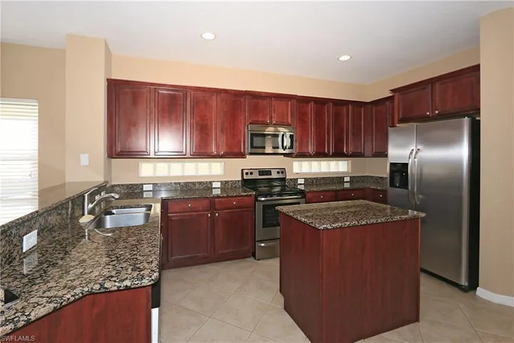 17007 Tremont St, Fort Myers, Florida 33908