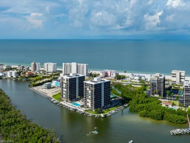 26235 Hickory Blvd 8a, Bonita Springs, Florida 34134