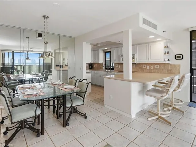 26235 Hickory Blvd 8a, Bonita Springs, Florida 34134