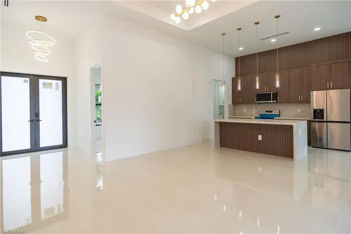 915 Lincoln Ave, Lehigh Acres, Florida 33972
