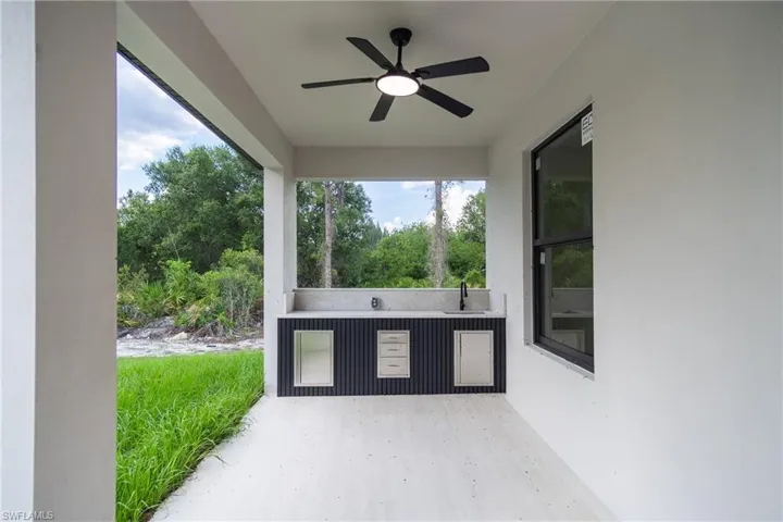 915 Lincoln Ave, Lehigh Acres, Florida 33972