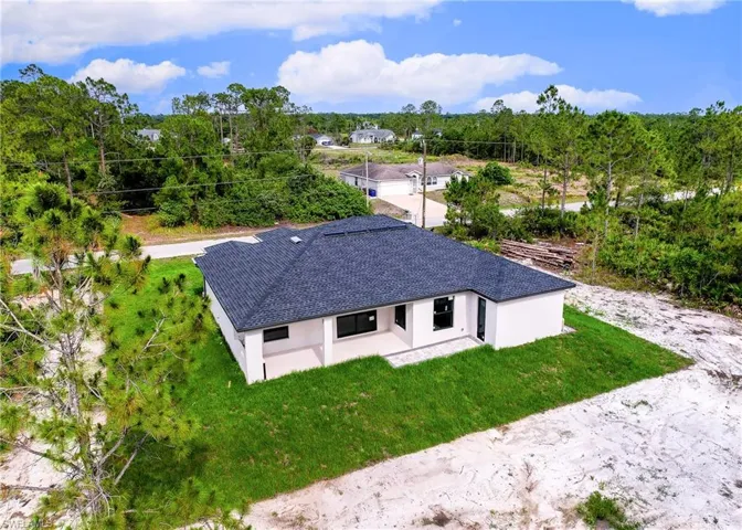 915 Lincoln Ave, Lehigh Acres, Florida 33972