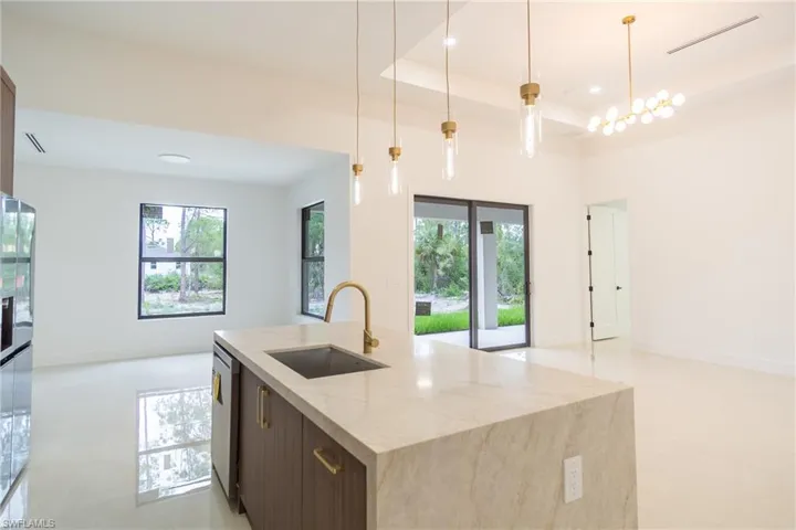 915 Lincoln Ave, Lehigh Acres, Florida 33972
