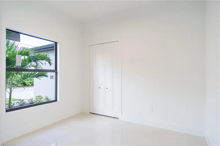 915 Lincoln Ave, Lehigh Acres, Florida 33972