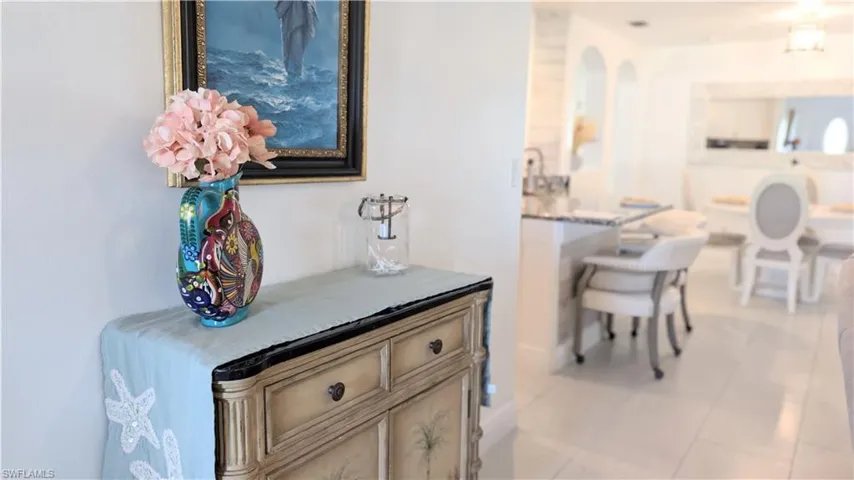 2907 Nw 5th Pl, Cape Coral, Florida 33993