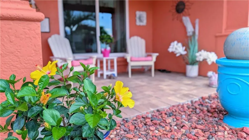 2907 Nw 5th Pl, Cape Coral, Florida 33993