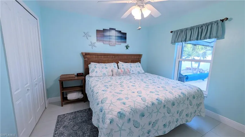2907 Nw 5th Pl, Cape Coral, Florida 33993