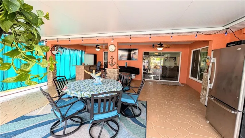 2907 Nw 5th Pl, Cape Coral, Florida 33993