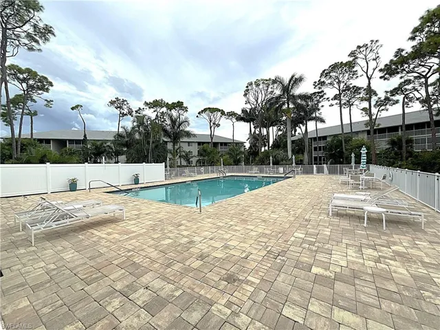 3002  Sandpiper Bay  CIR, Naples, FL 34112