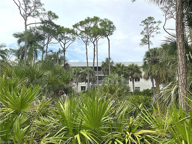 3002  Sandpiper Bay  CIR, Naples, FL 34112