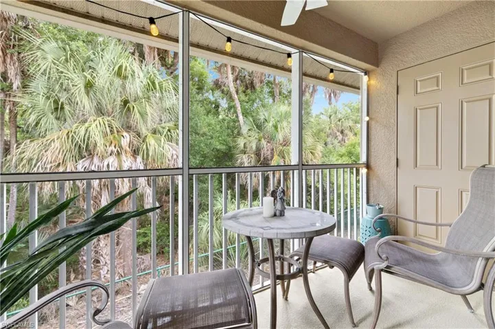 1113 Winding Pines Cir 205, Cape Coral, Florida 33909