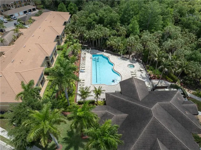 1113 Winding Pines Cir 205, Cape Coral, Florida 33909