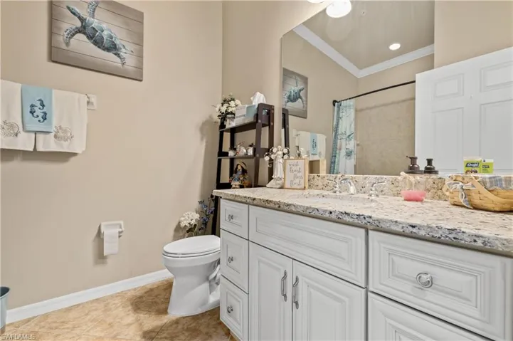 1113 Winding Pines Cir 205, Cape Coral, Florida 33909