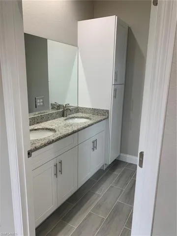 dual vanity