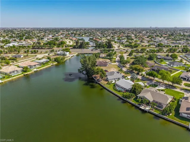 2503  Aviation  PKWY, Cape Coral, FL 33904