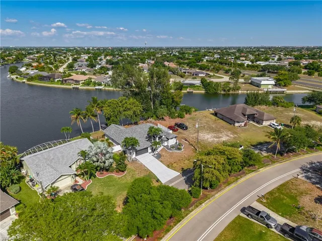 2503  Aviation  PKWY, Cape Coral, FL 33904