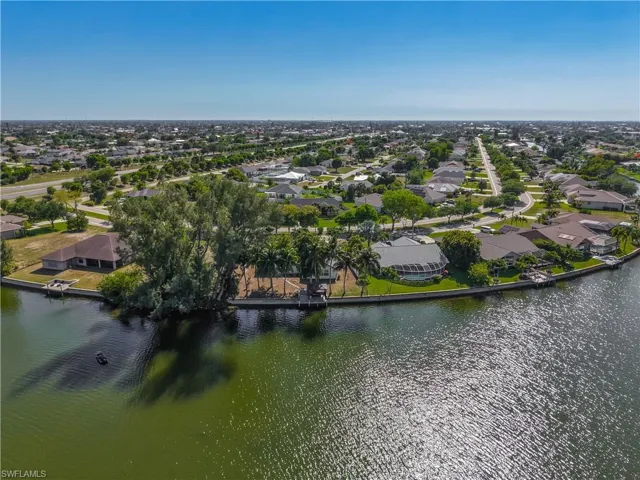 2503  Aviation  PKWY, Cape Coral, FL 33904