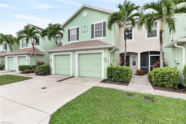 3610 Pine Oak Cir 106, Fort Myers, Florida 33916