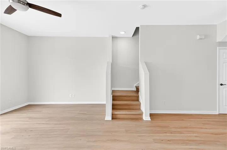 3610 Pine Oak Cir 106, Fort Myers, Florida 33916