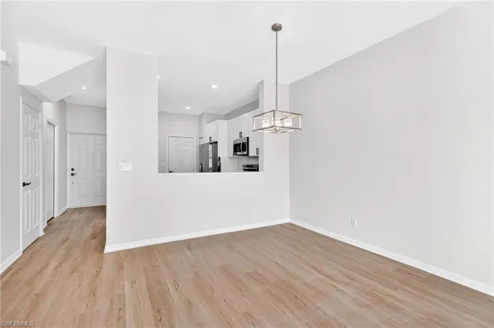3610 Pine Oak Cir 106, Fort Myers, Florida 33916