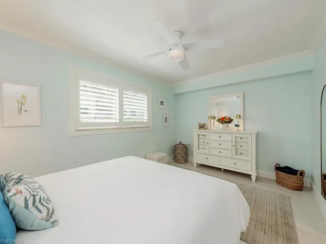 950 7th Ave S # 15, Naples Fl 34102