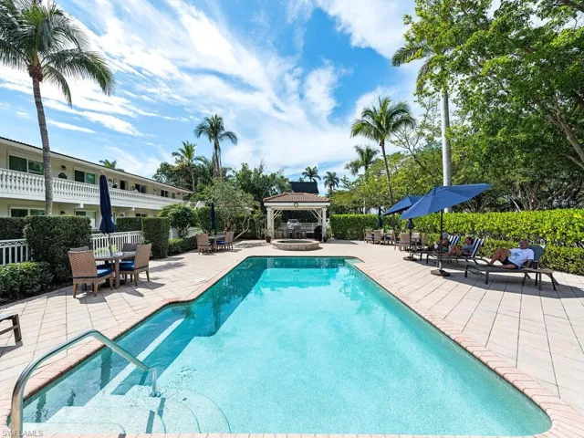 950 7th Ave S # 15, Naples Fl 34102