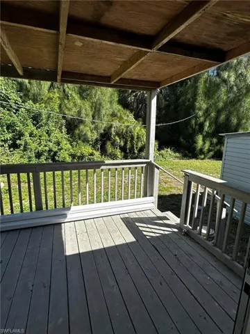 2378  Tucker  LN, North Fort Myers, FL 33917