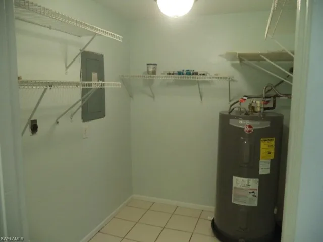 5828  Harbour Club  RD, Fort Myers, FL 33919