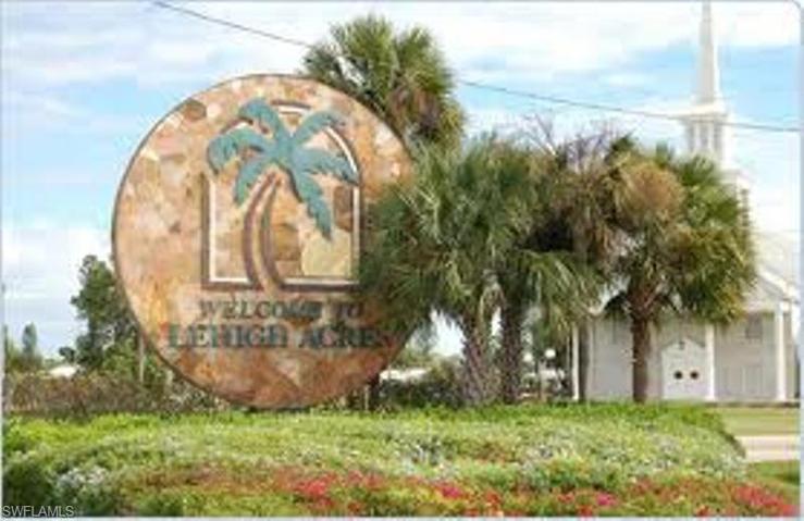 913 Prospect AVE, LEHIGH ACRES FL 33972