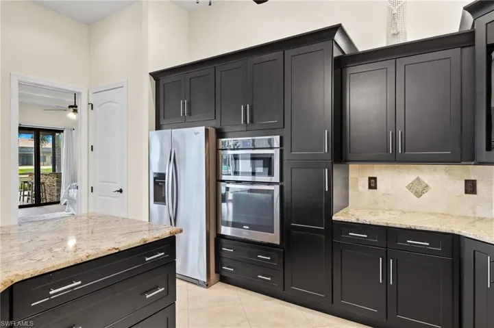 Kitchen/ with Large Walk-in Pantry