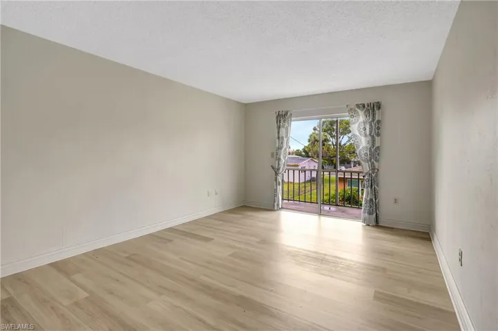 4906 Victoria Dr # 209, Cape Coral, Florida 33904