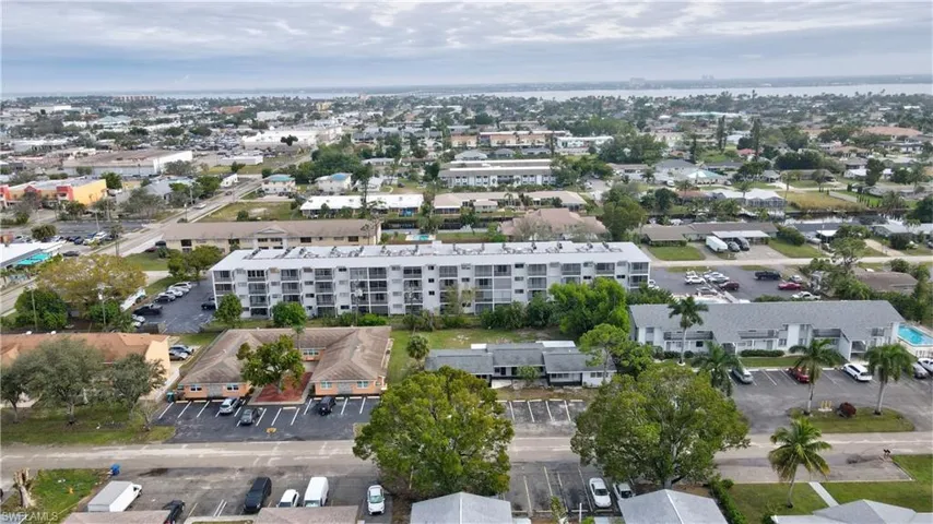 4906 Victoria Dr # 209, Cape Coral, Florida 33904