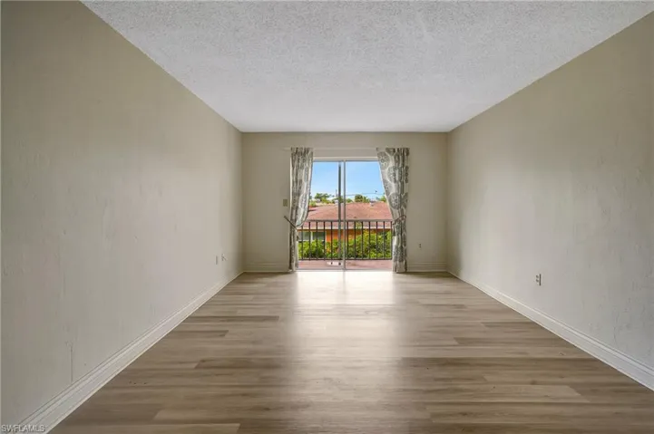 4906 Victoria Dr # 209, Cape Coral, Florida 33904
