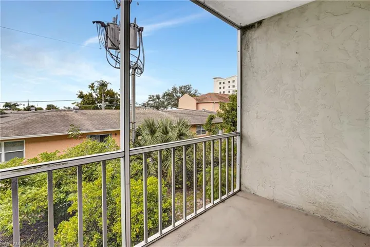 4906 Victoria Dr # 209, Cape Coral, Florida 33904
