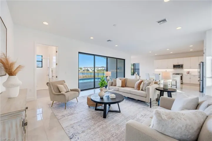 Family room with full pool bath
