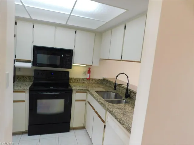 15140 Riverbend Blvd 506, North Fort Myers, Florida 33917
