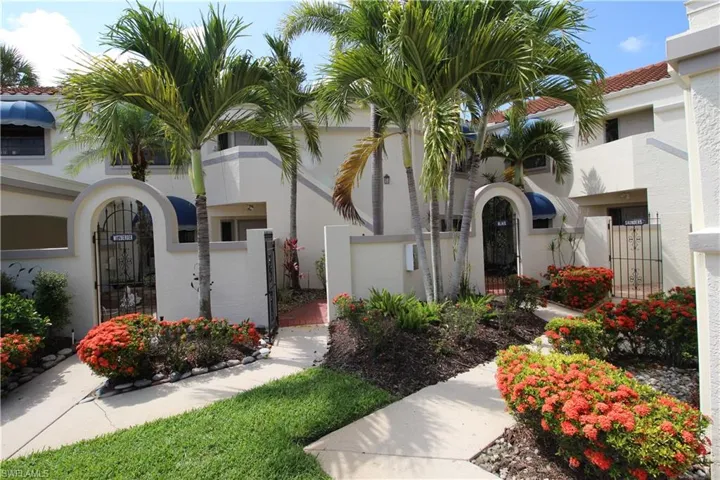 Entrance to units courtyard