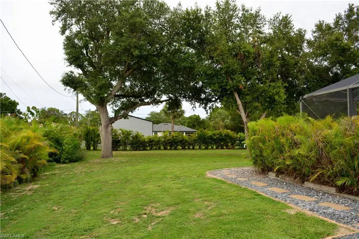 112  Jefferson  AVE, Lehigh Acres, FL 33936