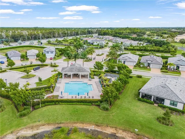 2076  Yellowfin  CIR, Naples, FL 34114