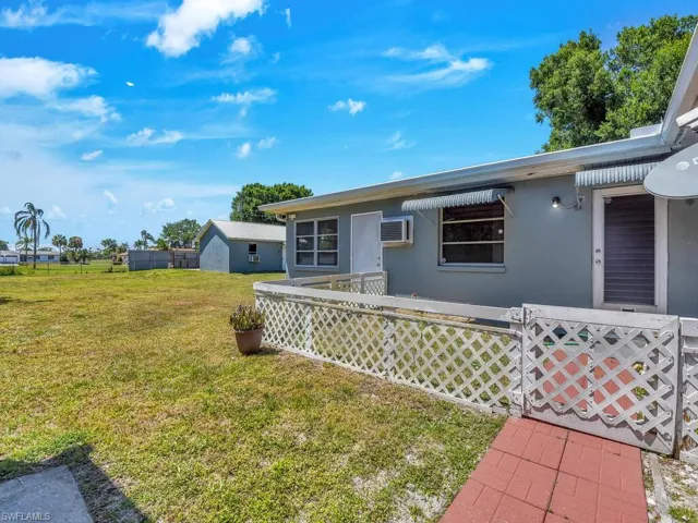 27  Greenwood  AVE, Lehigh Acres, FL 33936