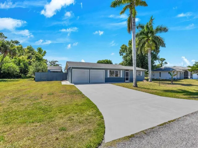 27  Greenwood  AVE, Lehigh Acres, FL 33936