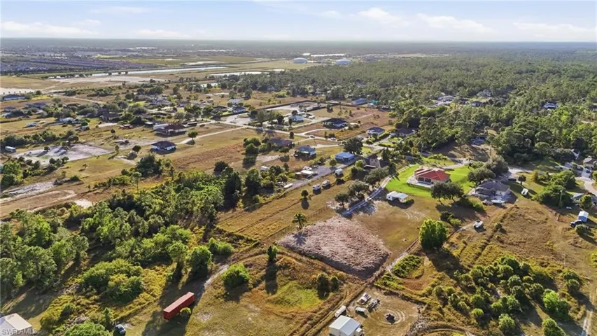 Aerial view of property and surrounding area