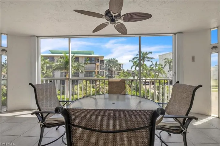 848 Collier Ct 304, Marco Island, Florida 34145
