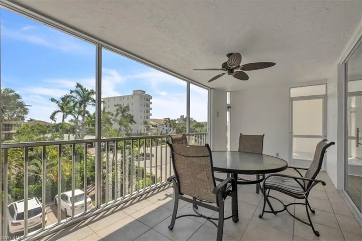 848 Collier Ct 304, Marco Island, Florida 34145