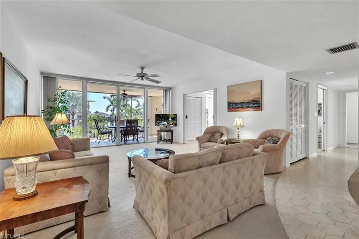 848 Collier Ct 304, Marco Island, Florida 34145