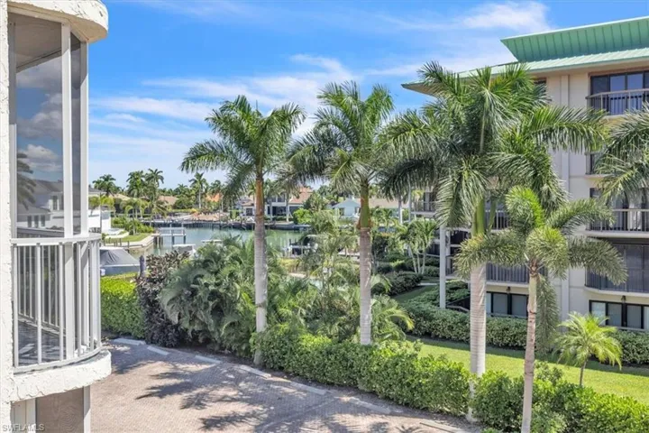 848 Collier Ct 304, Marco Island, Florida 34145